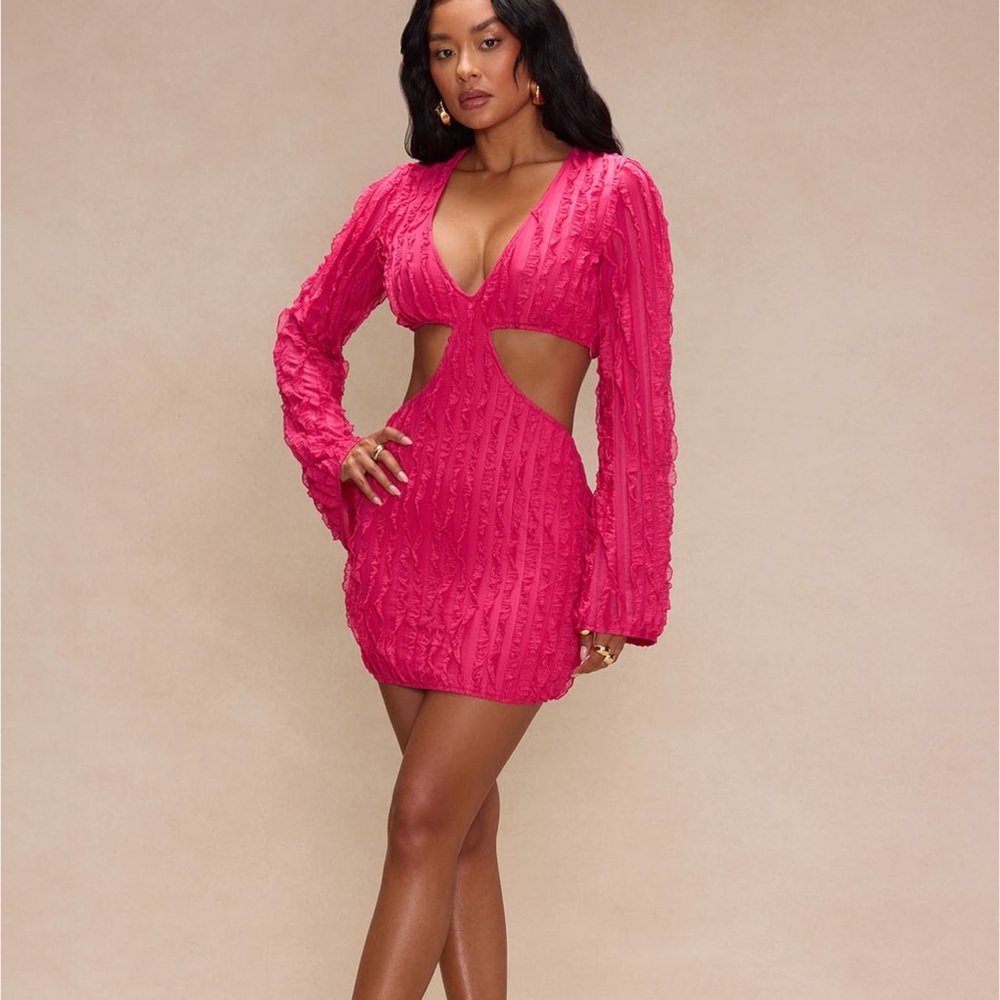 Elegant Pink Cut-Out Dress